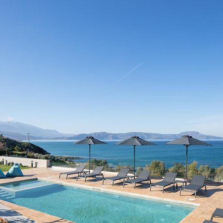 Апарт отель Pietra Di Mare Petres  Экстерьер фото